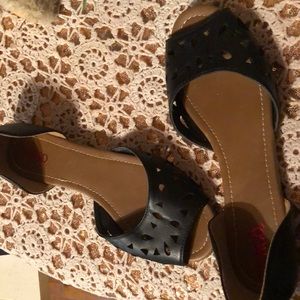 Black open toed sandals